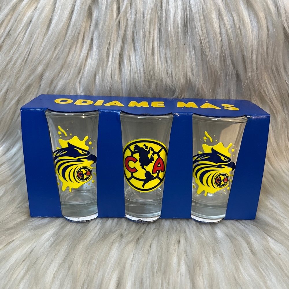 Club America Soccer Team shot glass  azul